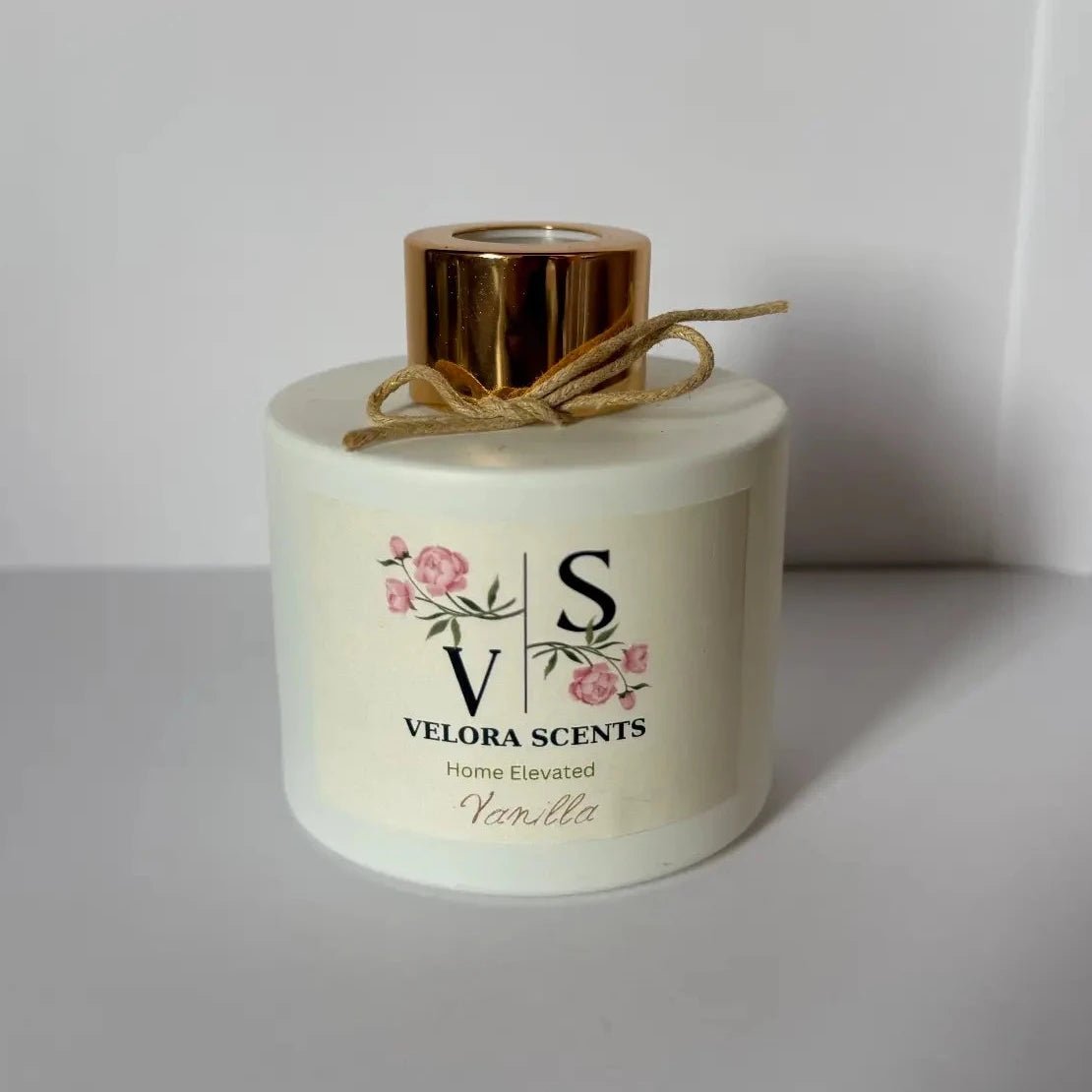 Reed diffuser Vanilla 100ml White – Velora Scents